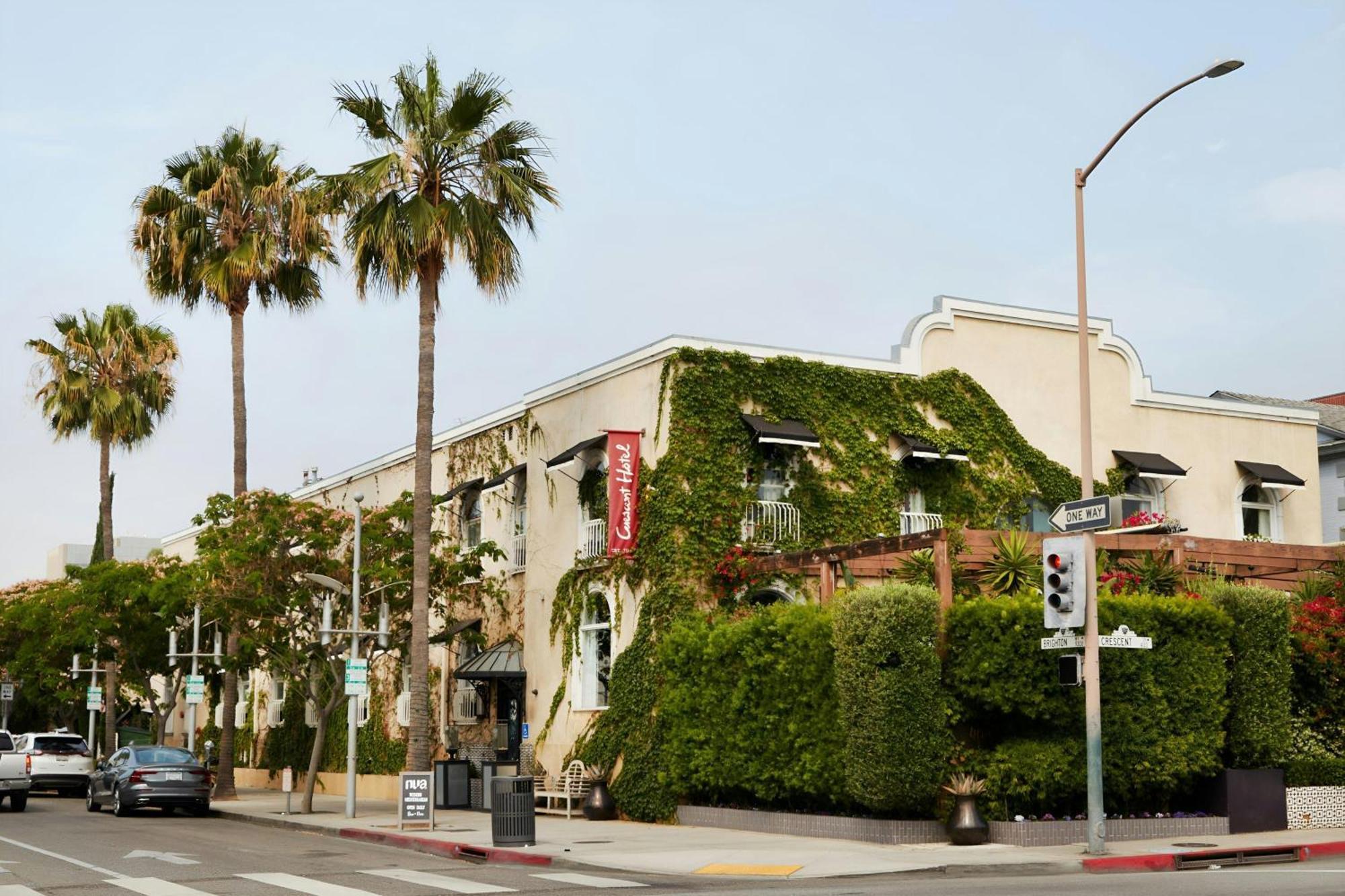 The Crescent Hotel Beverly Hills, Sonder Hotel