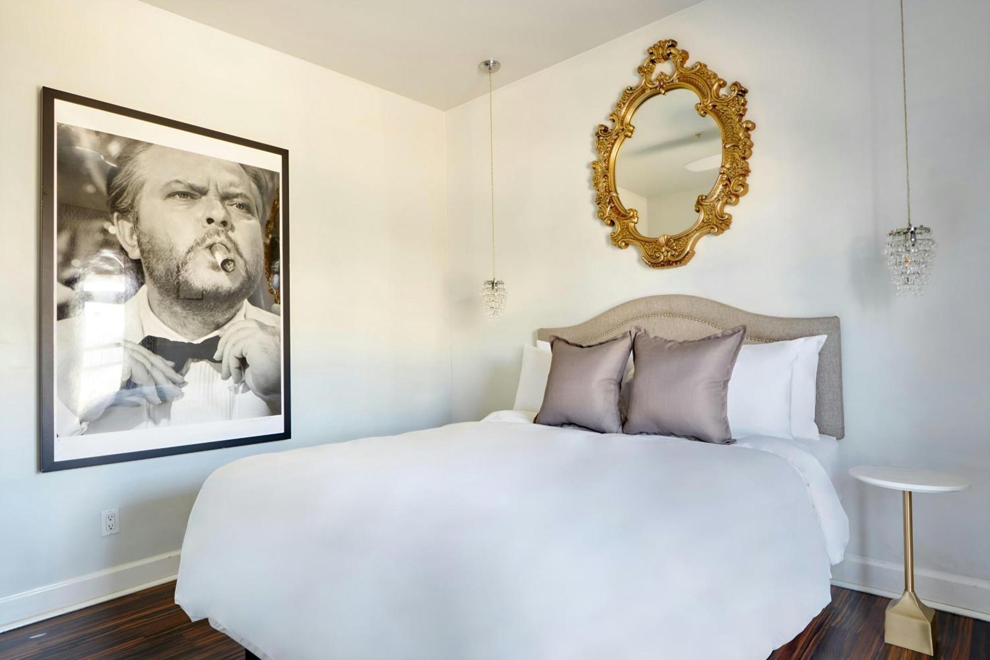 The Crescent Hotel Beverly Hills, Sonder Hotel
